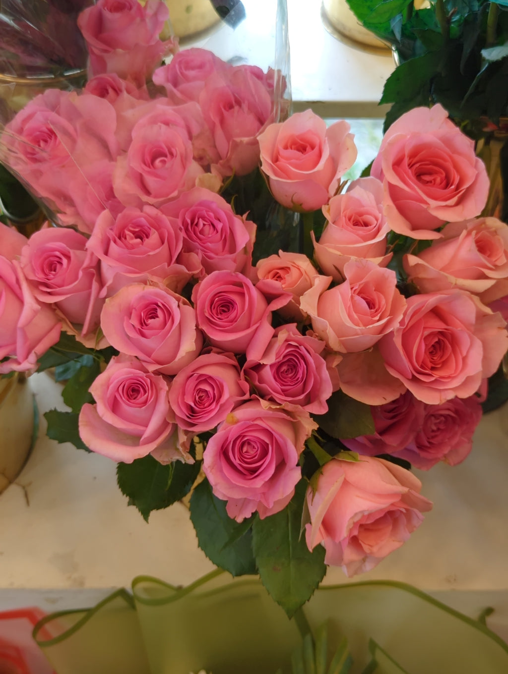 Fresh Imported Floral Stem – Premium Flower Delivery Lahore